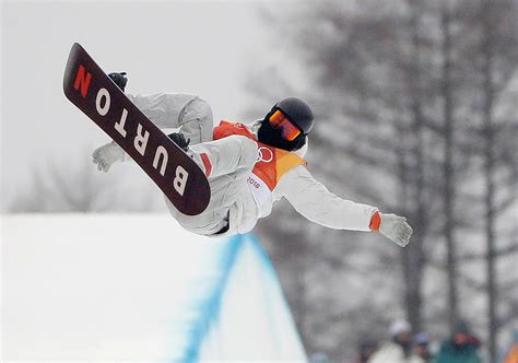 shaun white snowboarding